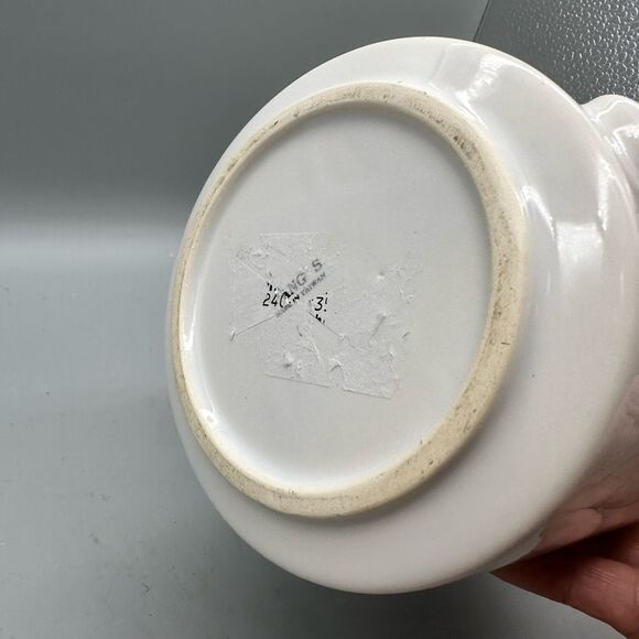 Wang International vintage white ceramic pitcher - Picture 5 of 9